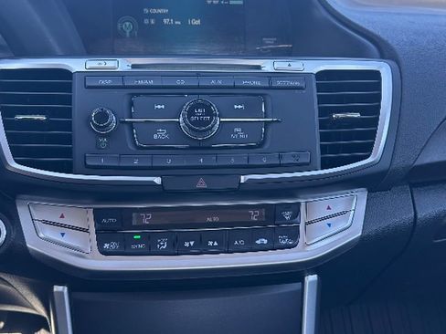 Used 2015 Honda Accord EX image 12