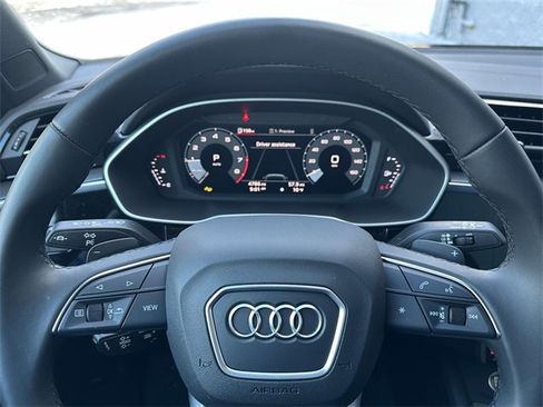 Certified 2025 Audi Q3 2.0T Premium w/ Convenience Package image 25