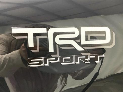 Certified 2025 Toyota Tacoma TRD Sport AWD/4WD image 9