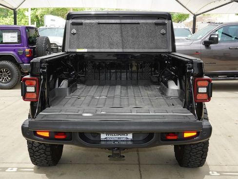 Used 2020 Jeep Gladiator Rubicon AWD/4WD image 32