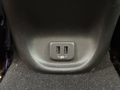 Used 2020 Buick Regal Preferred w/ Sights and Sounds Package FWD image 19