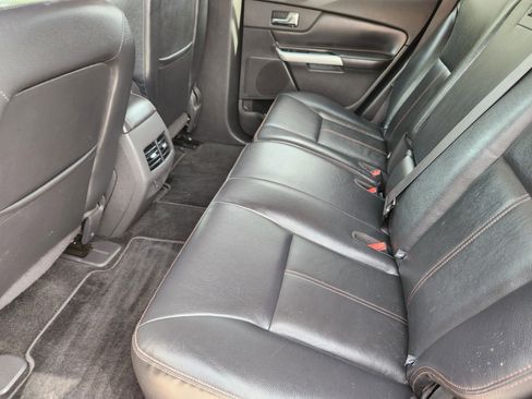 Used 2013 Ford Edge SEL image 29
