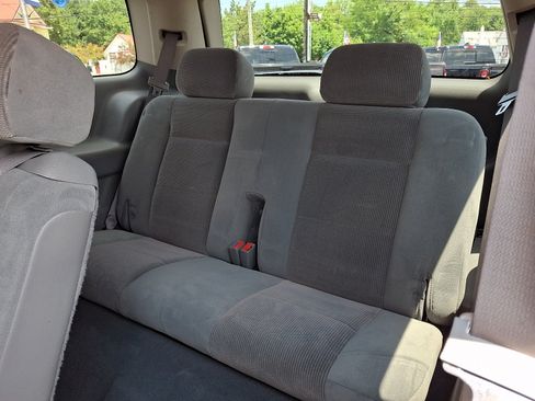 Used 2005 Dodge Durango SLT w/ Trailer Tow Group AWD/4WD image 11