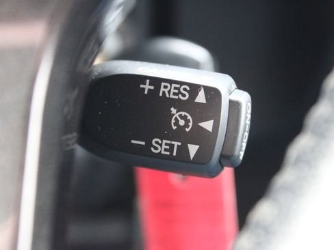 Used 2019 Toyota 4Runner TRD Off-Road image 31