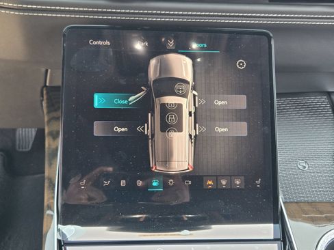 New 2026 Cadillac Escalade Platinum Luxury w/ LPO, Radiant Package AWD/4WD image 18