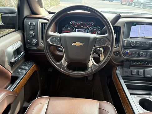 Used 2017 Chevrolet Silverado 3500 High Country w/ Duramax Plus Package image 8