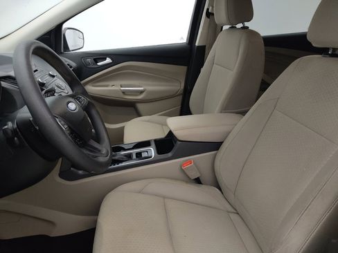 Used 2017 Ford Escape SE image 17