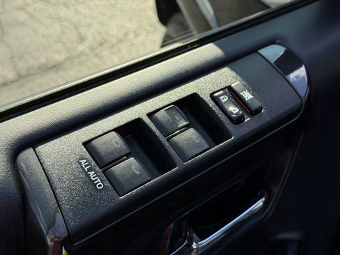 Used 2024 Toyota 4Runner TRD Off-Road Premium image 12