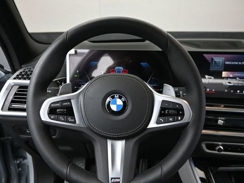 Used 2026 BMW X5 xDrive40i w/ M Sport Package AWD/4WD image 13