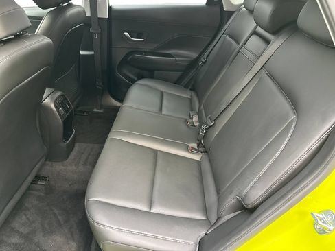 Used 2024 Hyundai Kona Limited FWD image 32