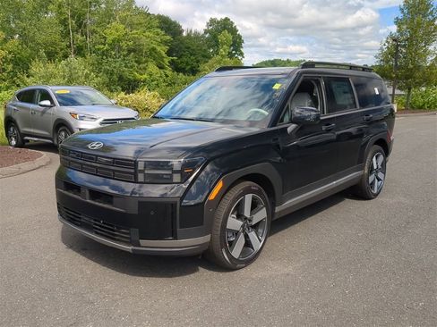 Used 2024 Hyundai Santa Fe Limited image 7