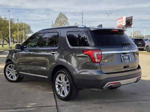 Used 2016 Ford Explorer Limited w/ Equipment Group 301A image 4