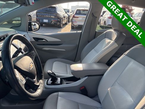 Used 2019 Chevrolet Bolt Premier w/ Infotainment Package image 16
