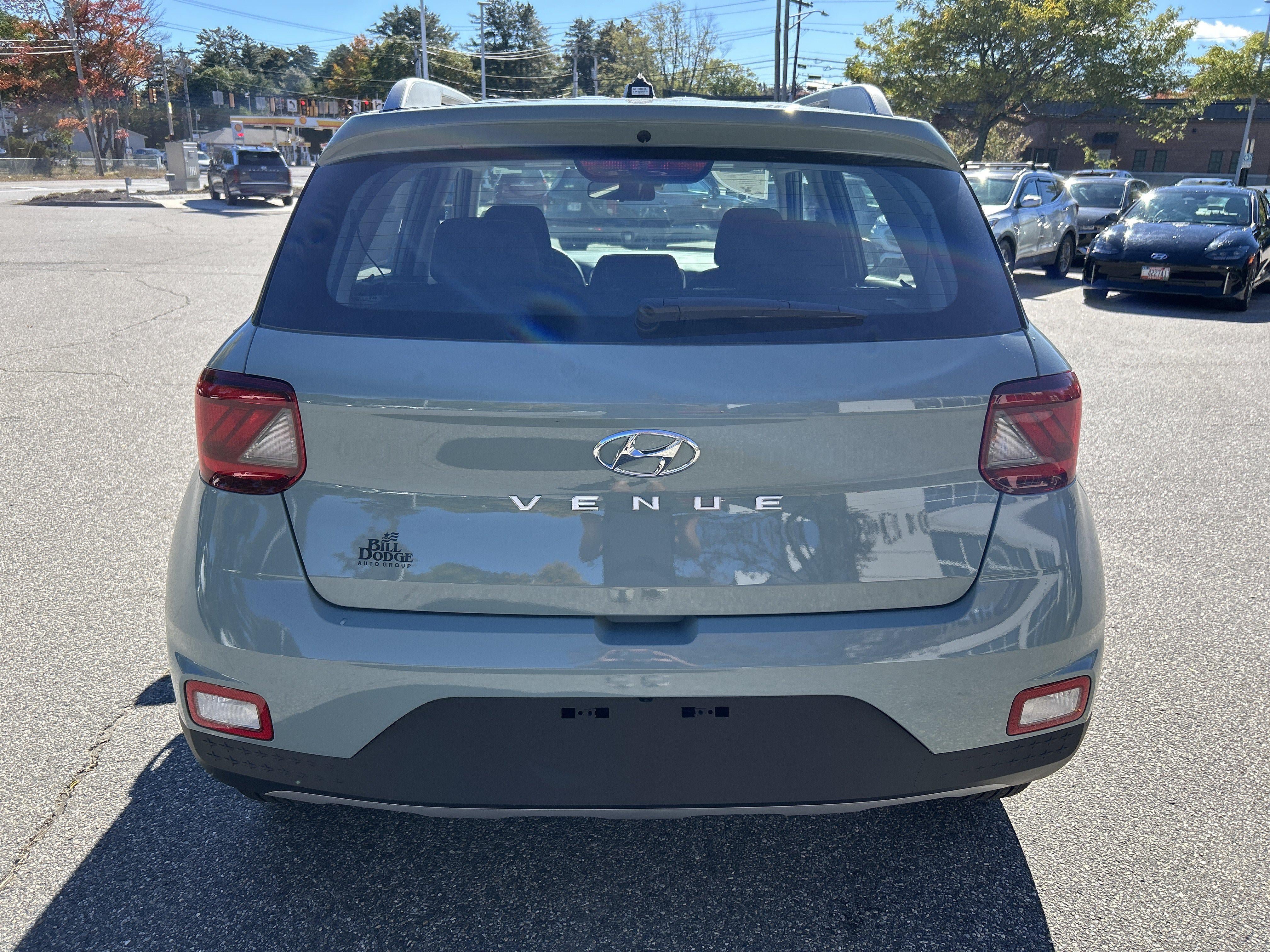 New 2026 Hyundai Venue SEL FWD image 33