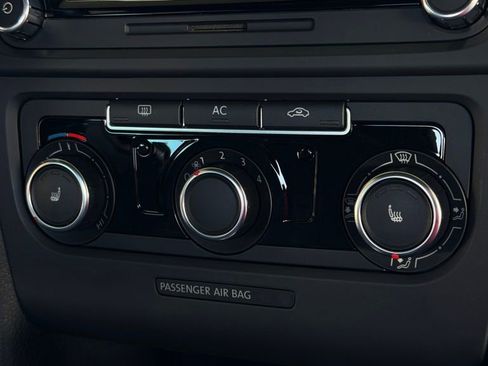 Used 2011 Volkswagen GTI Autobahn FWD image 48