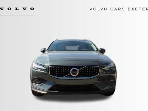 New 2026 Volvo V60 B5 Cross Country Ultra w/ Protection Package Premier AWD/4WD image 2