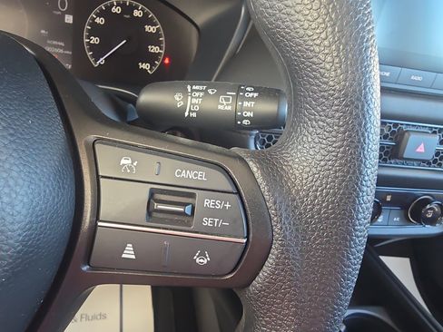 Used 2025 Honda HR-V LX image 25