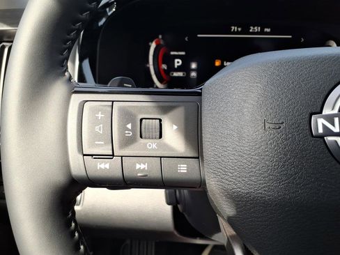 New 2026 Nissan Pathfinder Platinum AWD/4WD image 30