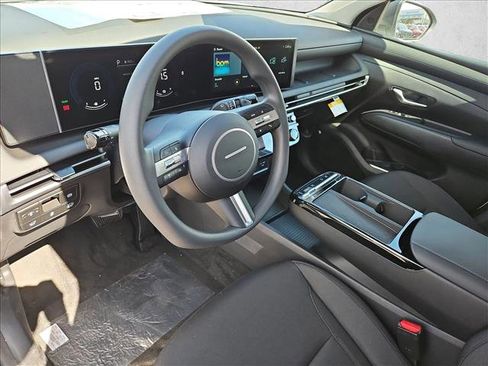 New 2026 Hyundai Tucson SEL image 3