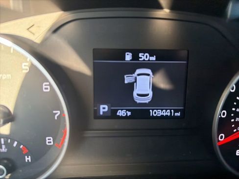 Used 2020 Kia Sportage LX image 8