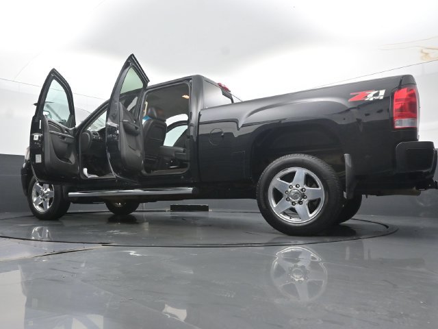 Used 2014 GMC Sierra 2500 Denali w/ Snow Plow Prep Package AWD/4WD image 56