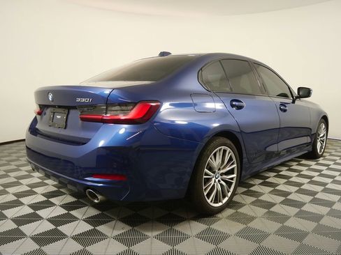 Certified 2023 BMW 330i Sedan w/ Premium Package image 3