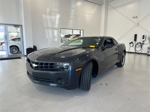 Used 2013 Chevrolet Camaro LS image 10