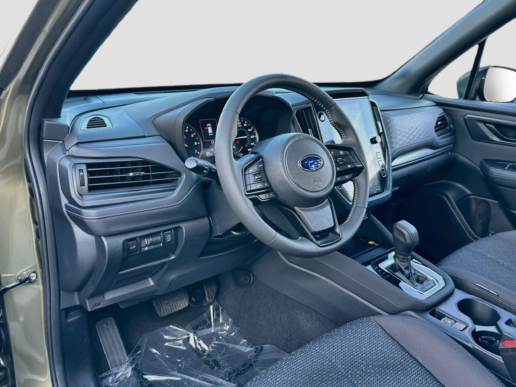 Certified 2025 Subaru Forester Premium AWD/4WD image 9