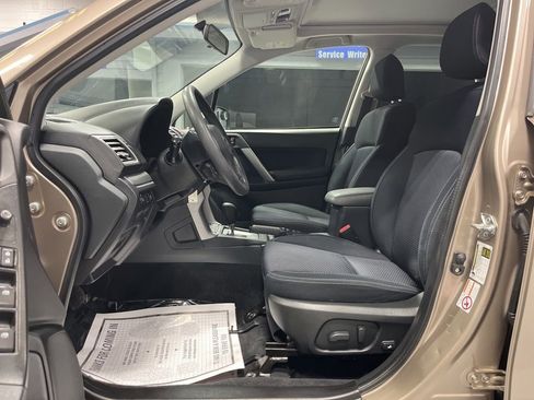Used 2016 Subaru Forester 2.5i Premium w/ All-Weather Package AWD/4WD image 12