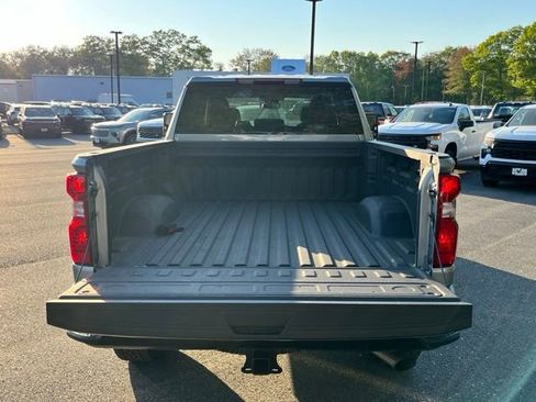 Used 2025 Chevrolet Silverado 2500 Custom w/ Custom Value Package AWD/4WD image 9