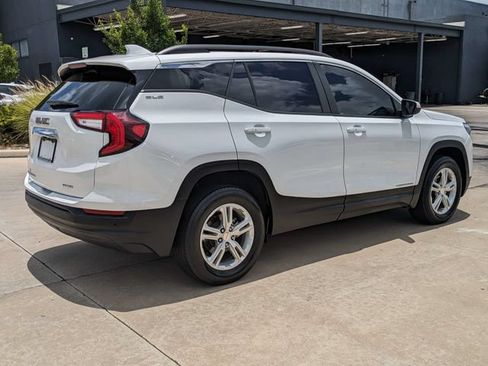 Used 2023 GMC Terrain SLE w/ Driver Convenience Package AWD/4WD image 6