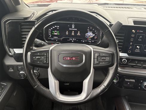 Used 2024 GMC Sierra 2500 SLT w/ SLT Premium Package image 8
