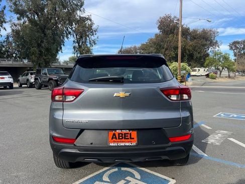Used 2021 Chevrolet TrailBlazer LS FWD image 6