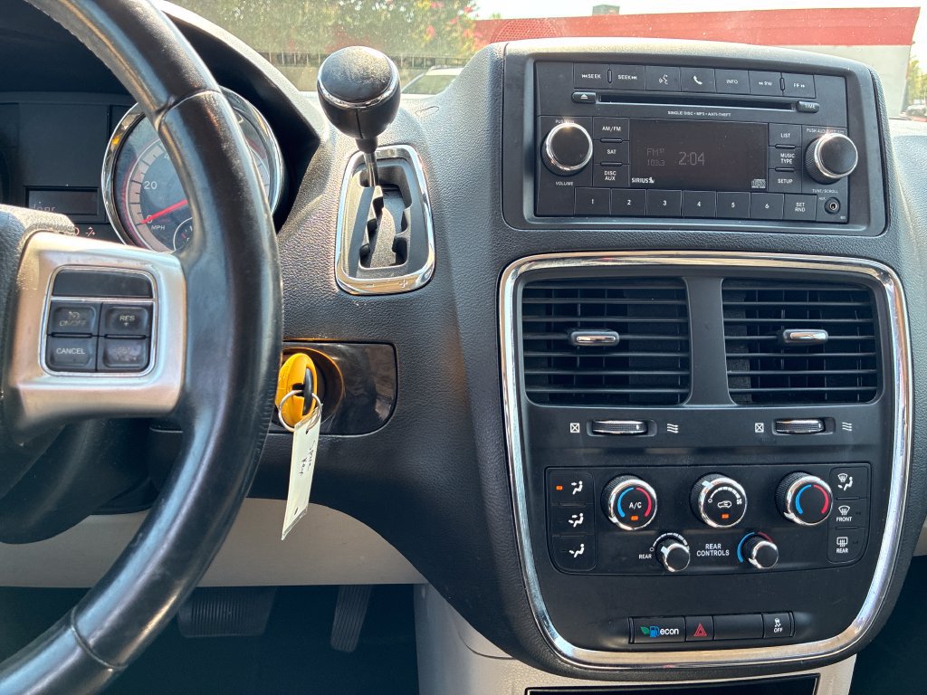 Used 2017 Dodge Grand Caravan SE w/ Power Window Group FWD image 18