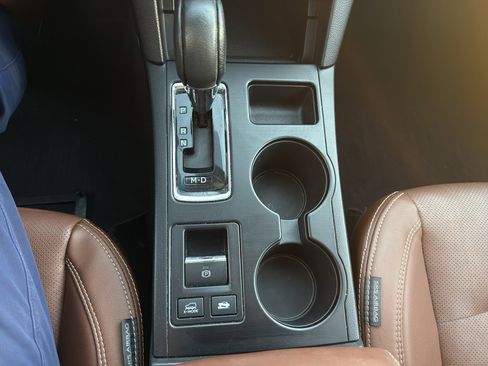 Used 2019 Subaru Outback 3.6R Touring w/ Popular Package #3A image 18