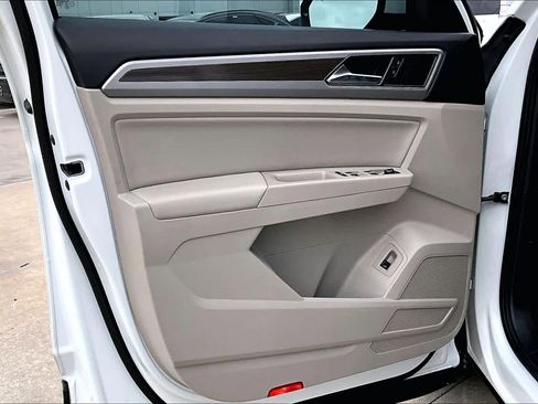 Used 2019 Volkswagen Atlas SEL image 21