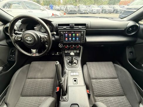 Used 2023 Toyota GR86 image 20