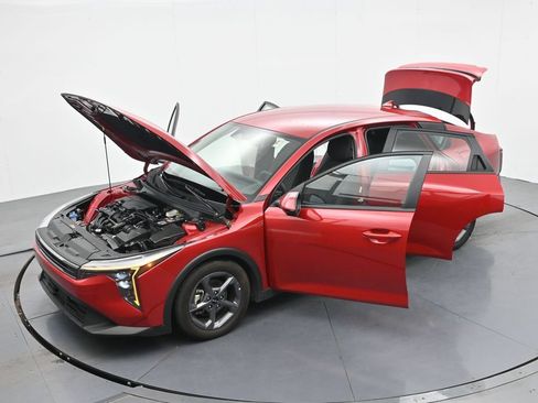 Used 2025 Kia K4 FWD image 38