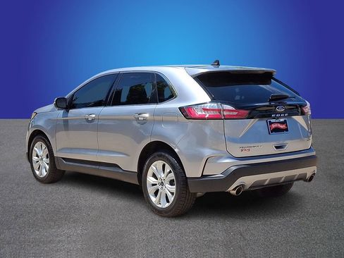Used 2022 Ford Edge Titanium AWD/4WD image 6