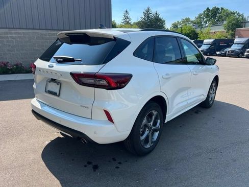 Used 2024 Ford Escape ST-Line w/ Tech Pack #1 AWD/4WD image 5
