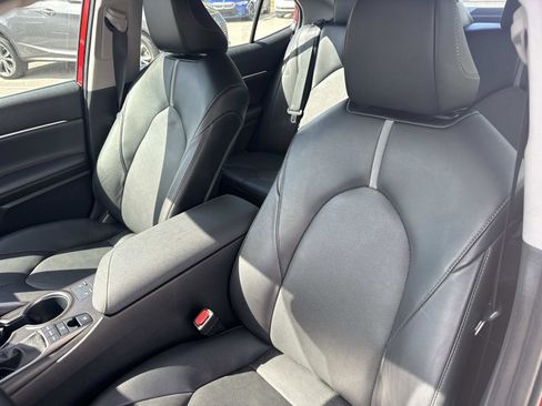 Used 2023 Toyota Camry XSE FWD image 20