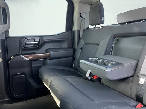 Used 2022 GMC Sierra 1500 Elevation w/ Driver Alert Package I image 21