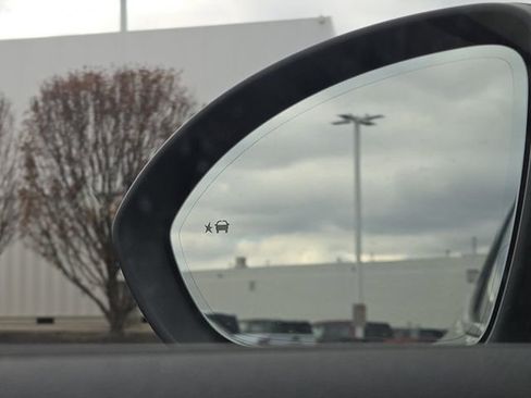 New 2026 Buick Envision Sport Touring image 18