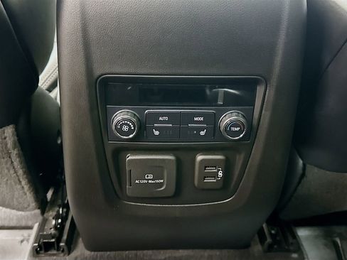 Used 2020 Buick Enclave Avenir w/ Avenir Technology Package image 26