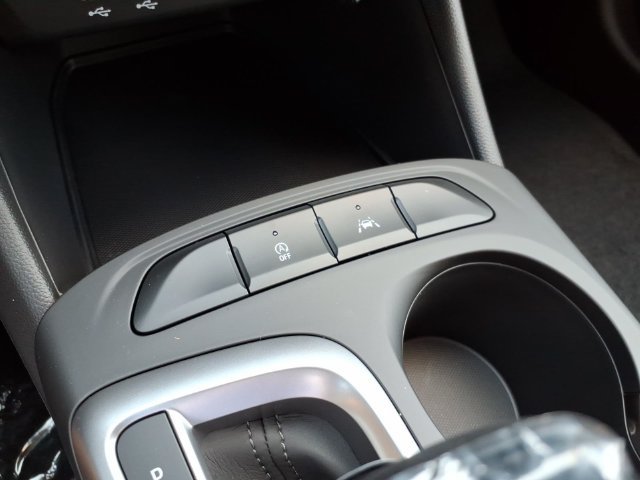 New 2026 Buick Envista Sport Touring w/ Convenience I Package FWD image 32