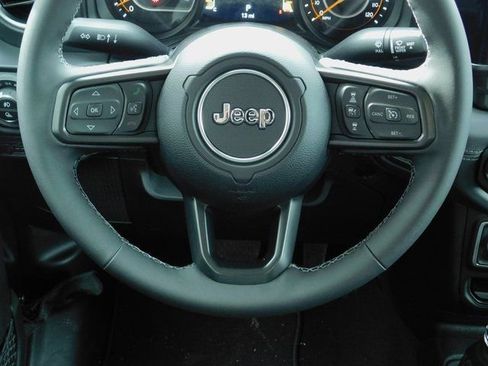 New 2026 Jeep Gladiator Sport AWD/4WD image 7