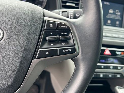 Used 2017 Hyundai Elantra SE w/ SE A/T Tech Package 03 FWD image 22