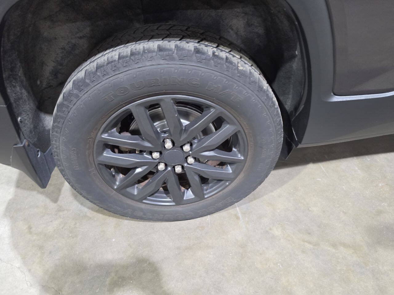 Used 2019 GMC Acadia SLT AWD/4WD image 20