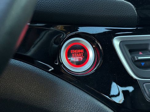 Used 2018 Honda Ridgeline Black Edition image 33