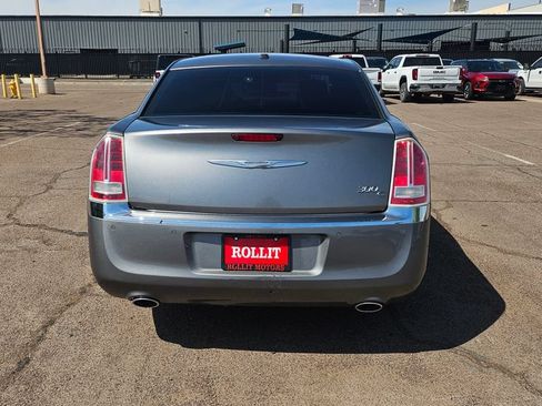 Used 2011 Chrysler 300 C w/ Sound Group RWD image 10